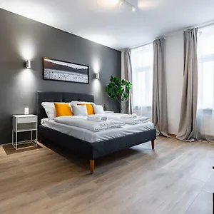 Newley Renovated Next To Hannovermarkt Apartment Wien
